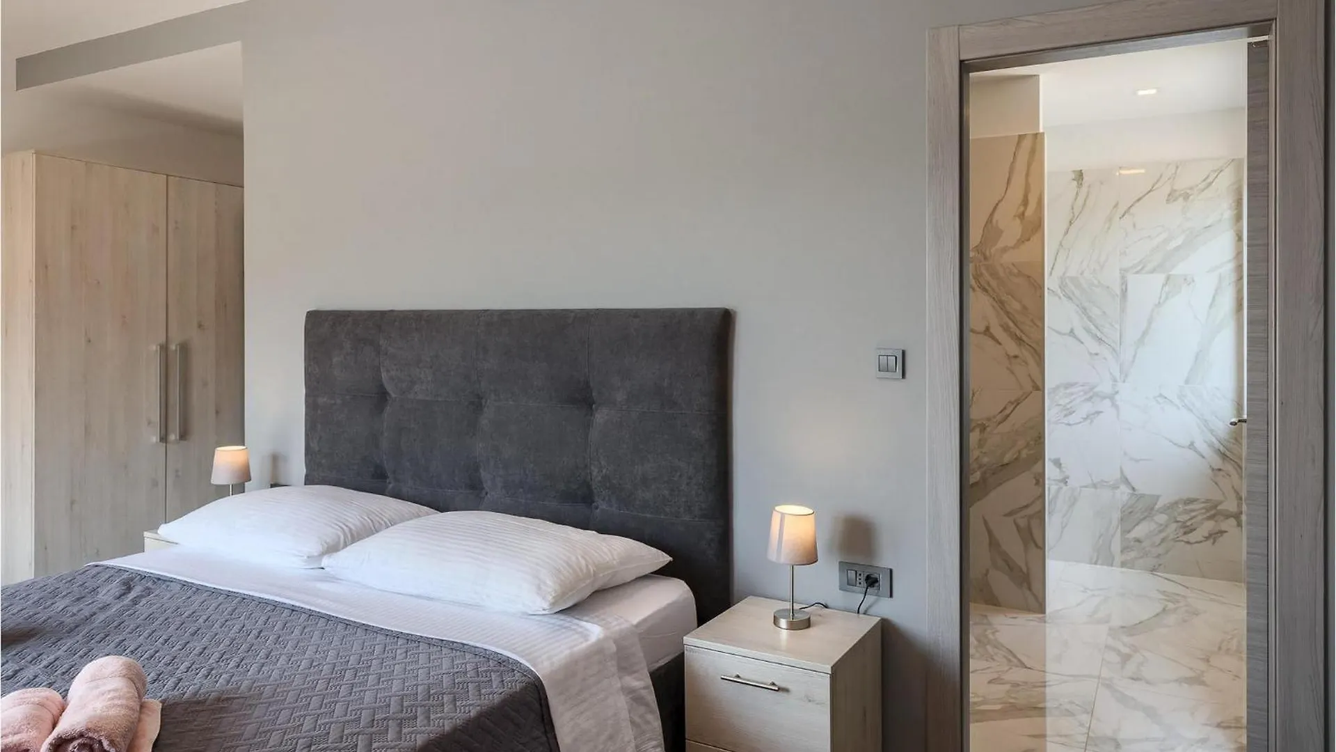 Villa Adria Blue 0*, Bakarac Croatia